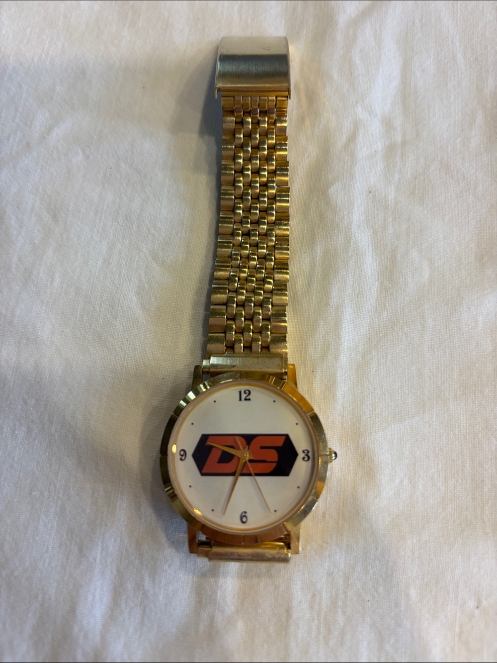 Men’s Gold DS Logo Analog Watch - Gold Tone 18k Good Plated